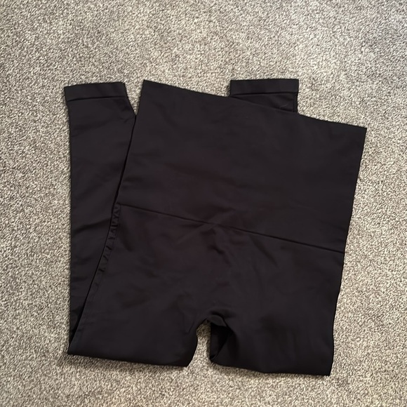 Belly Bandit Mother Tucker Maternity/Pregnancy Leggings - Picture 6 of 7